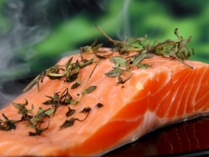 Can Chickens Eat Salmon? Benefits, Risks, And How to Serve